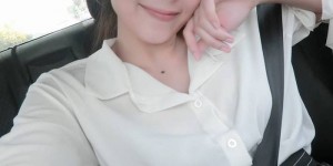 【大发娱乐】泰國奶妹制服下好兇！「巨乳撐開襯衫」底下肉肉跑出來！「超有料」同學都看傻！